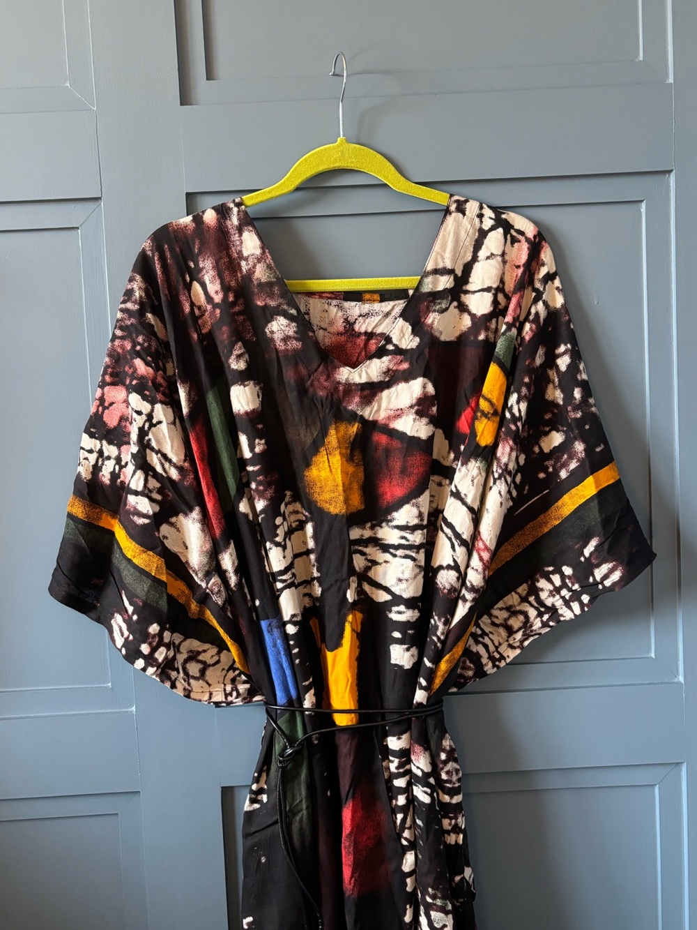 Beautiful Kaftan Multicolored maxi dress with v neck line